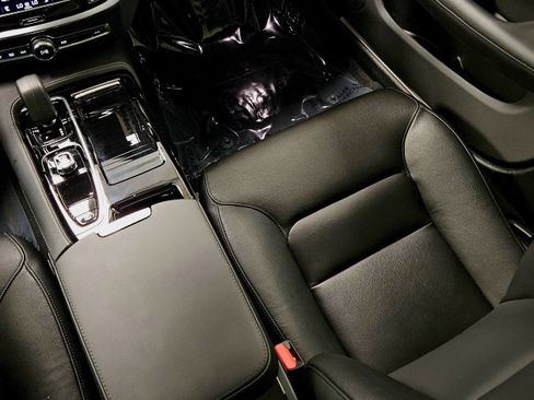 Used 2024 Volvo S60 T8 Core w/ Climate Package image 16