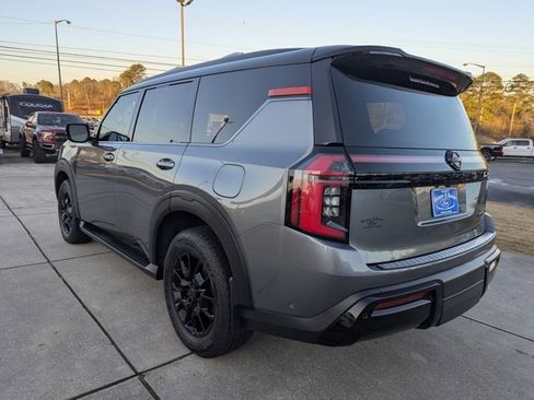 Used 2025 Nissan Armada PRO-4X w/ Pro-4X Premium Package image 5