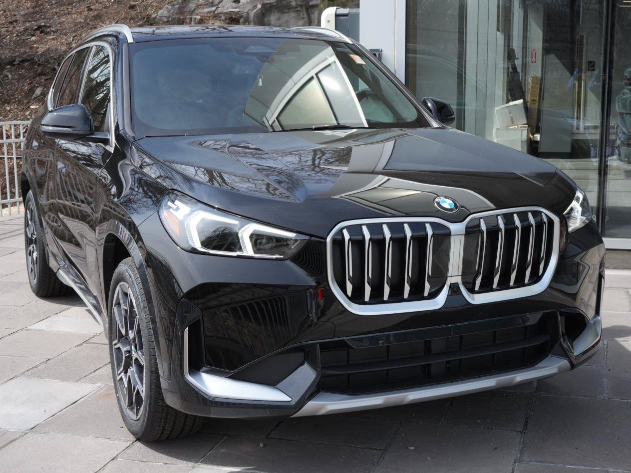 Used 2026 BMW X1 xDrive28i w/ Technology Package AWD/4WD image 14