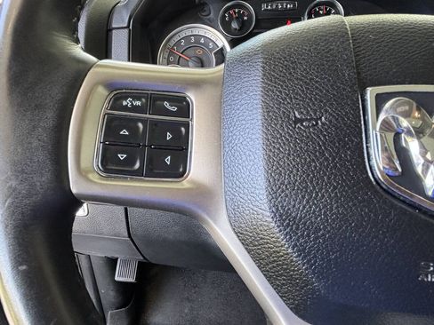 Used 2016 RAM 1500 Laramie w/ Convenience Group AWD/4WD image 18