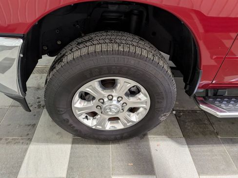Used 2026 RAM 2500 Big Horn AWD/4WD image 8