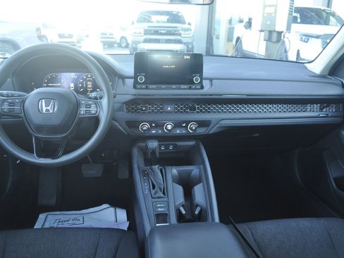 Certified 2023 Honda Accord LX image 13