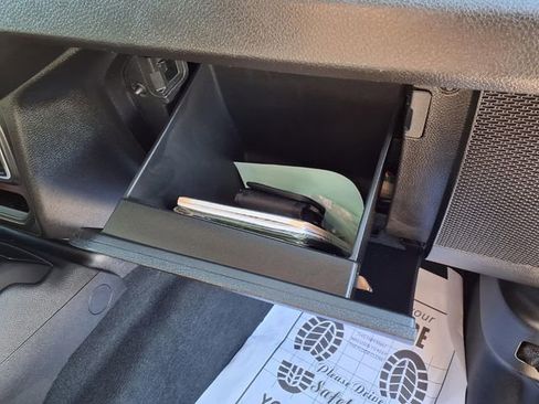 Used 2025 Jeep Wrangler Sport S image 89