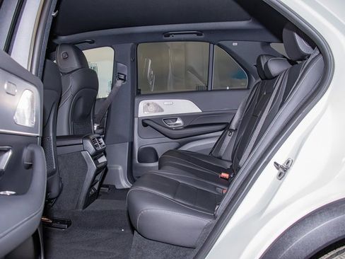 Certified 2025 Mercedes-Benz GLE 450 4MATIC image 22