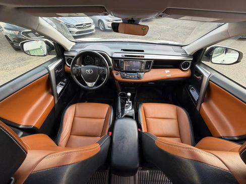 Used 2017 Toyota RAV4 Limited w/ Advanced Technology Package image 37