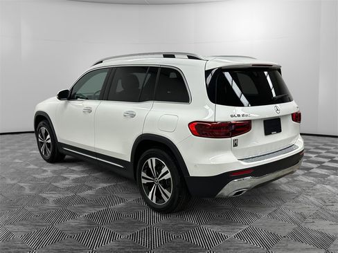 Used 2025 Mercedes-Benz GLB 250 GLB 250 image 3