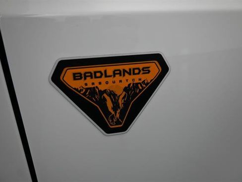 Certified 2025 Ford Bronco Badlands AWD/4WD image 5