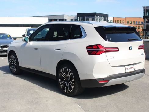 Used 2025 BMW X3 xDrive30i w/ Premium Package AWD/4WD image 6