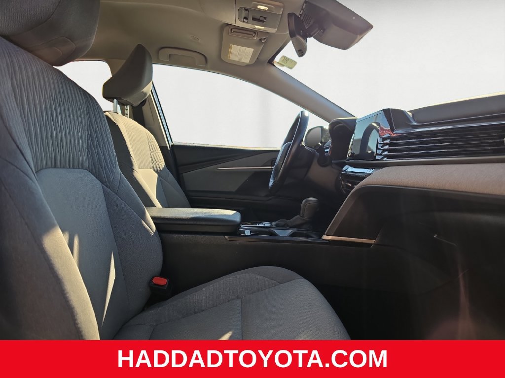 Used 2025 Toyota Camry LE w/ Convenience Package AWD/4WD image 16