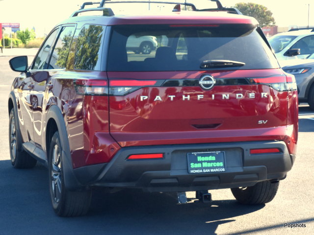 Used 2022 Nissan Pathfinder SV FWD image 4