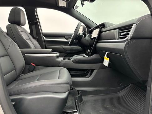 New 2026 GMC Terrain Elevation w/ Elevation Premium Package image 33