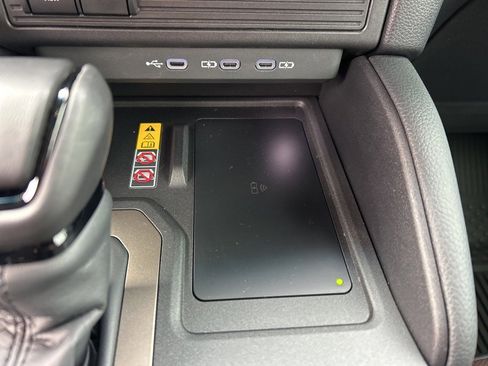 Used 2025 Toyota Land Cruiser image 12