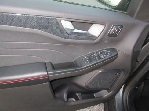 Used 2024 Ford Escape ST-Line Elite w/ Premium Technology Package AWD/4WD image 16