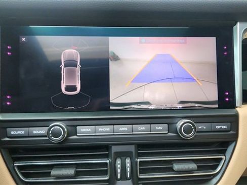 Used 2019 Porsche Macan S image 48