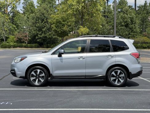 Used 2018 Subaru Forester 2.5i Premium AWD/4WD image 4