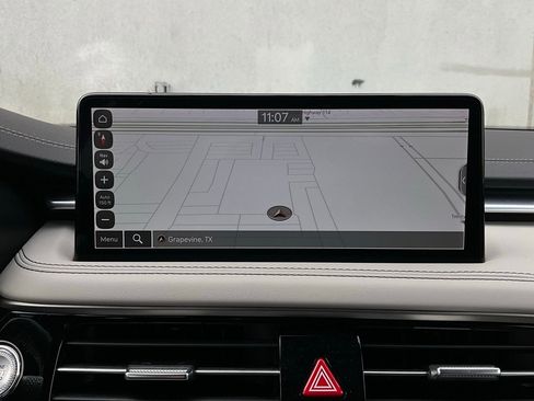 Used 2025 Genesis G70 2.5T image 32