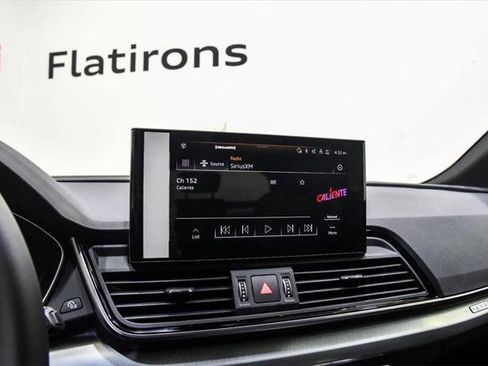 Certified 2025 Audi Q5 2.0T Premium w/ Convenience Plus Package image 28