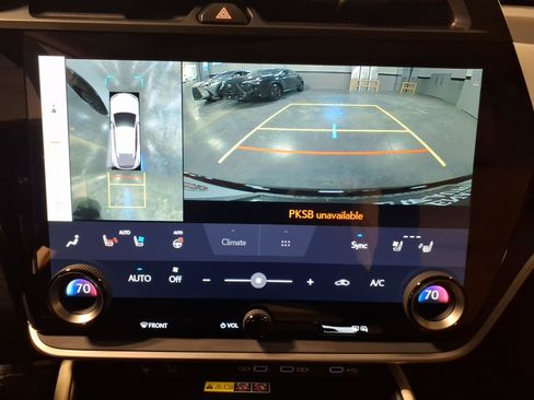 New 2026 Lexus RZ 450e AWD image 9