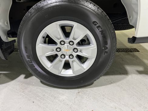 Certified 2024 Chevrolet Silverado 1500 W/T w/ WT Fleet Convenience Package image 13