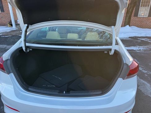 Used 2018 Hyundai Elantra SEL image 20