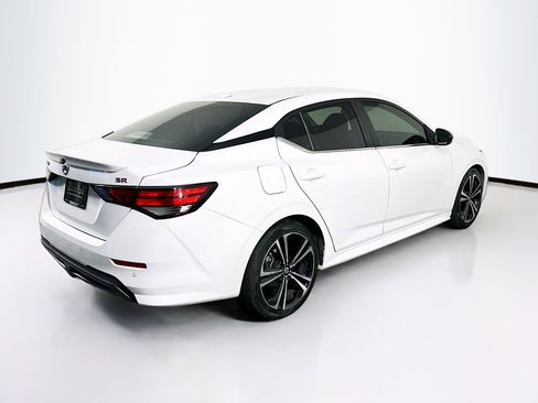 Used 2020 Nissan Sentra SR w/ Trunk Package image 9