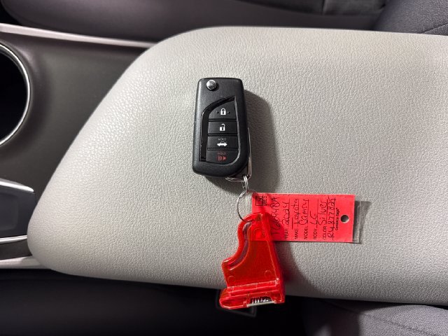 Certified 2024 Toyota Camry LE FWD image 31