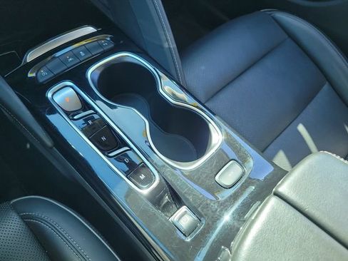 Used 2023 Buick Envision Essence FWD image 30