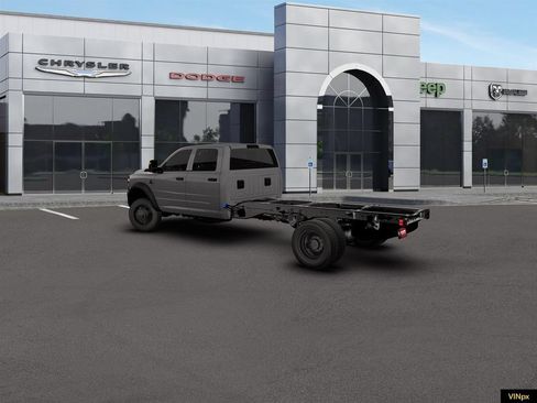 New 2026 RAM 4500 Tradesman w/ Chrome Appearance Group AWD/4WD image 4