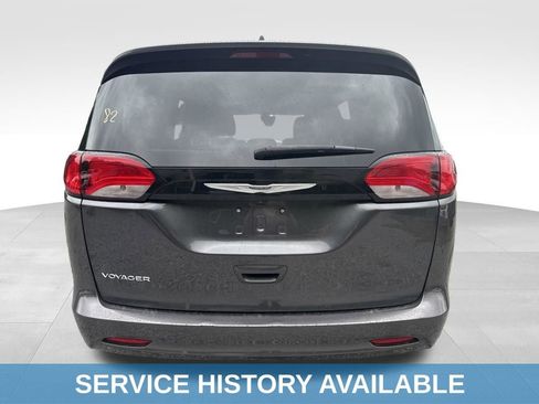 Used 2023 Chrysler Voyager LX FWD image 6