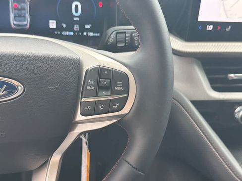 New 2026 Ford Explorer Active RWD image 24