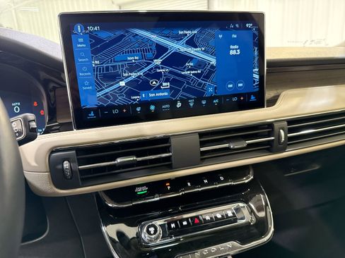 New 2026 Lincoln Corsair Reserve w/ Jet Appearance Package image 19