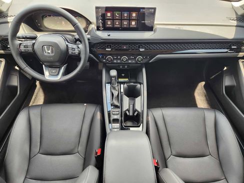 Certified 2025 Honda Accord Touring image 26