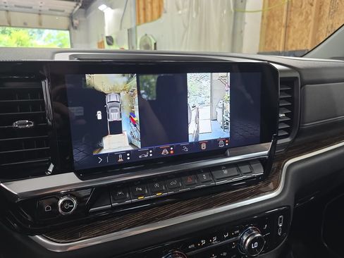 New 2026 GMC Sierra 1500 Elevation w/ Elevation Premium Package AWD/4WD image 24