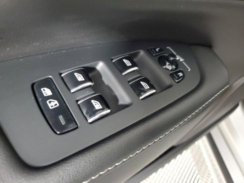 Used 2022 Volvo S90 B6 Inscription w/ Advanced Package AWD/4WD image 20