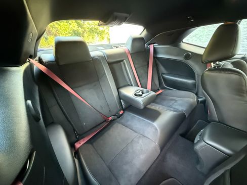 Used 2022 Dodge Challenger R/T Scat Pack RWD image 38