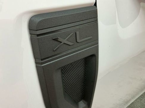 New 2026 Ford Maverick XL FWD image 8