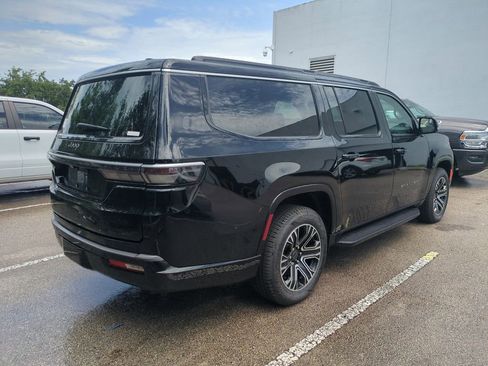 New 2026 Jeep Grand Wagoneer L 4WD image 5