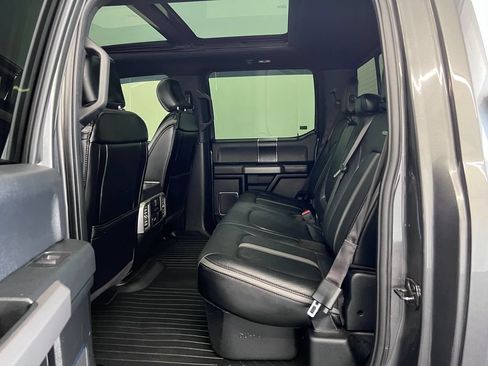 Used 2018 Ford F150 Platinum w/ Equipment Group 701A Luxury AWD/4WD image 21
