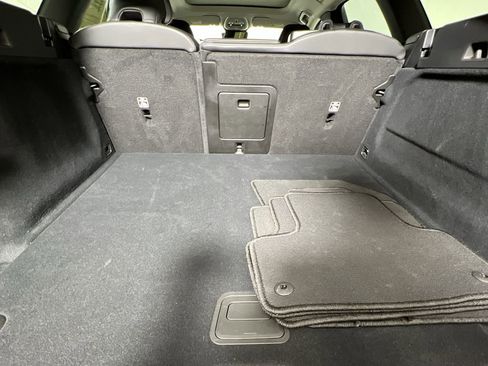 Certified 2025 Volvo XC60 B5 Core w/ Climate Package image 22