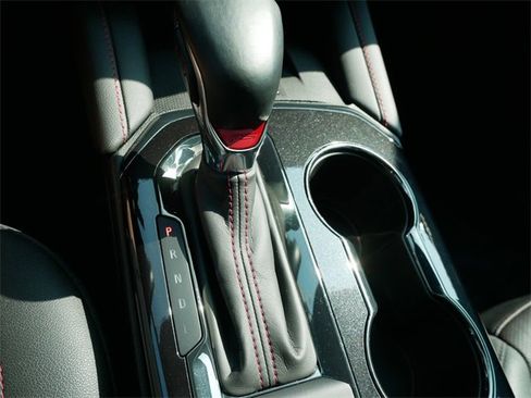 Used 2024 Chevrolet Blazer RS w/ Enhanced Convenience Package image 24