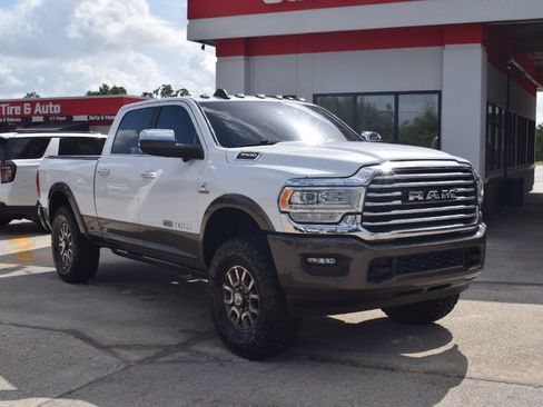 Used 2022 RAM 3500 Limited AWD/4WD image 2