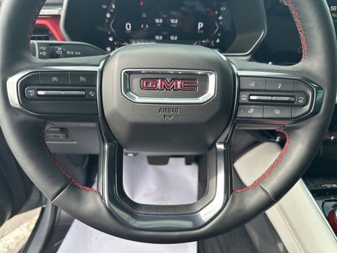Used 2024 GMC Canyon AT4X AWD/4WD image 8
