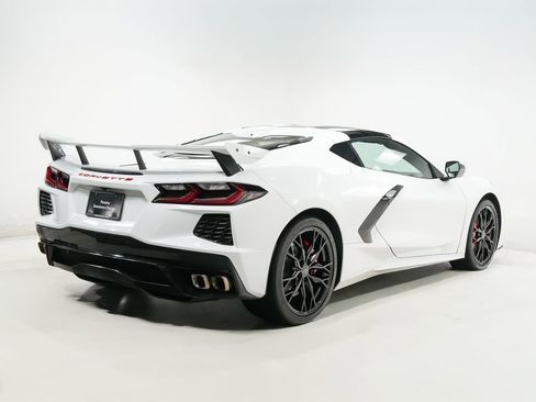 Used 2023 Chevrolet Corvette Stingray Premium Cpe w/ Z51 Performance Package RWD image 10