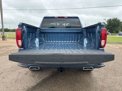New 2026 GMC Sierra 1500 Elevation image 29