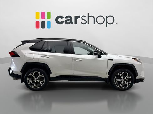 Used 2024 Toyota RAV4 XSE w/ Weather Package AWD/4WD image 6