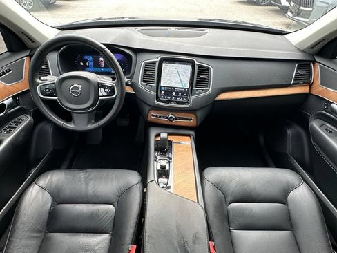 Used 2024 Volvo XC90 B6 Core AWD/4WD image 19