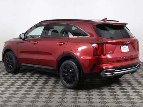 Used 2022 Kia Sorento SX image 14
