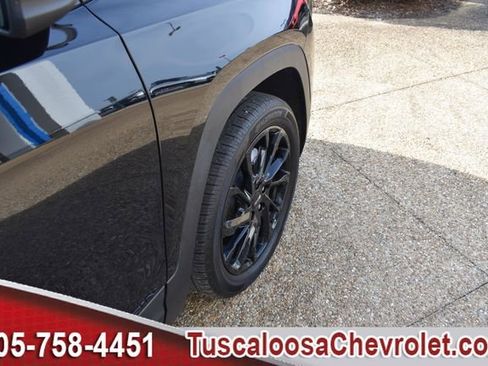 Used 2024 GMC Terrain SLE w/ Driver Convenience Package image 12