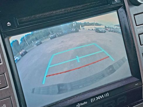 Used 2016 Toyota Tundra SR5 w/ SR5 Upgrade Package RWD image 16