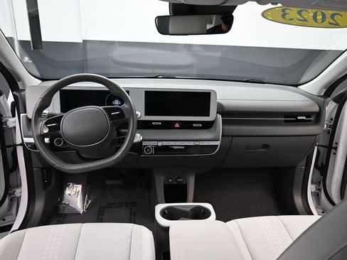 Certified 2023 Hyundai Ioniq 5 SEL image 10